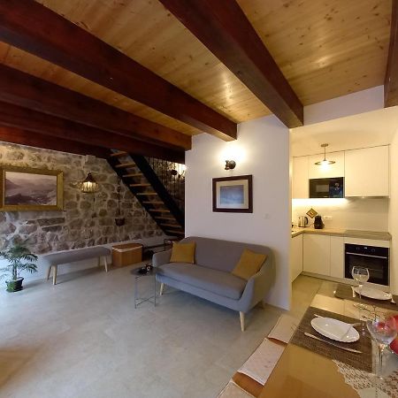 Romantic Stone House By The Sea **** Kotor Dış mekan fotoğraf