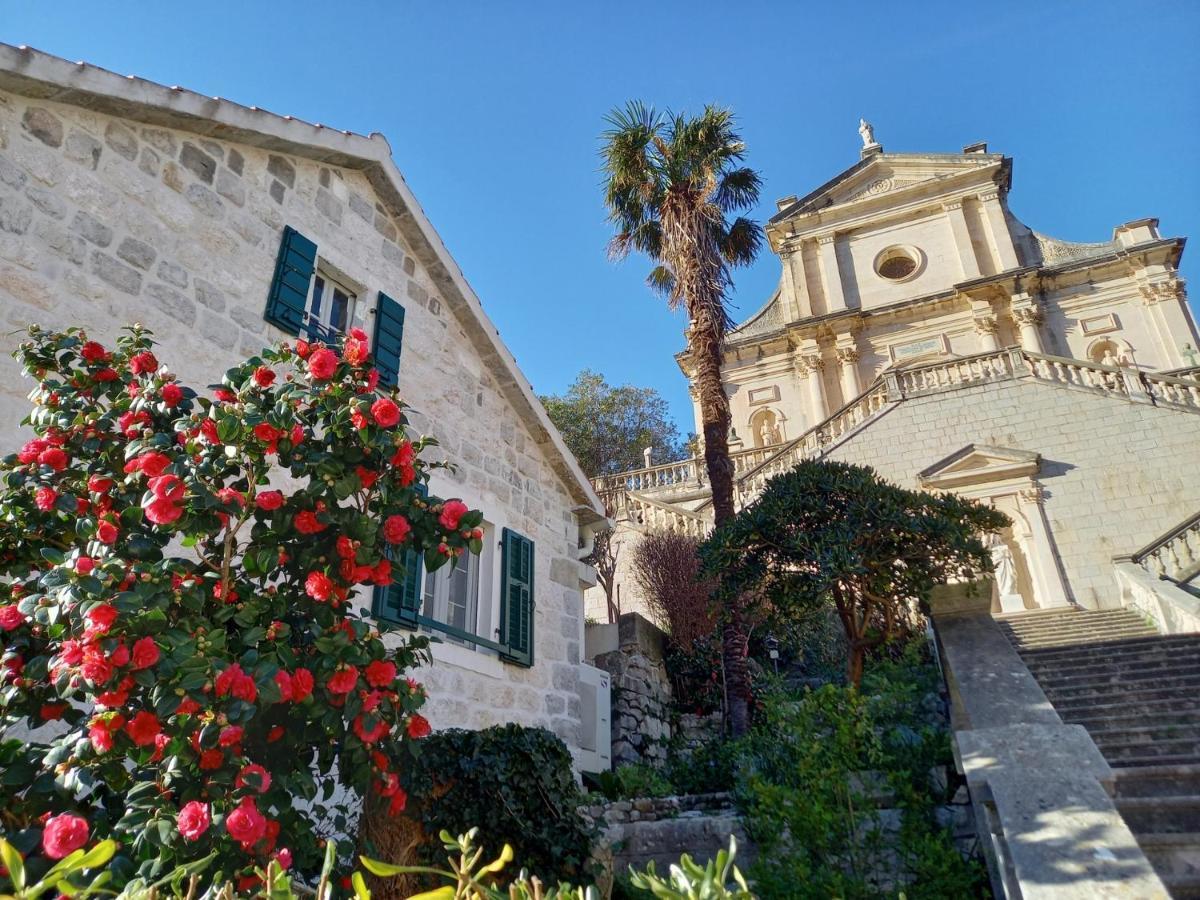 Romantic Stone House By The Sea **** Kotor Dış mekan fotoğraf