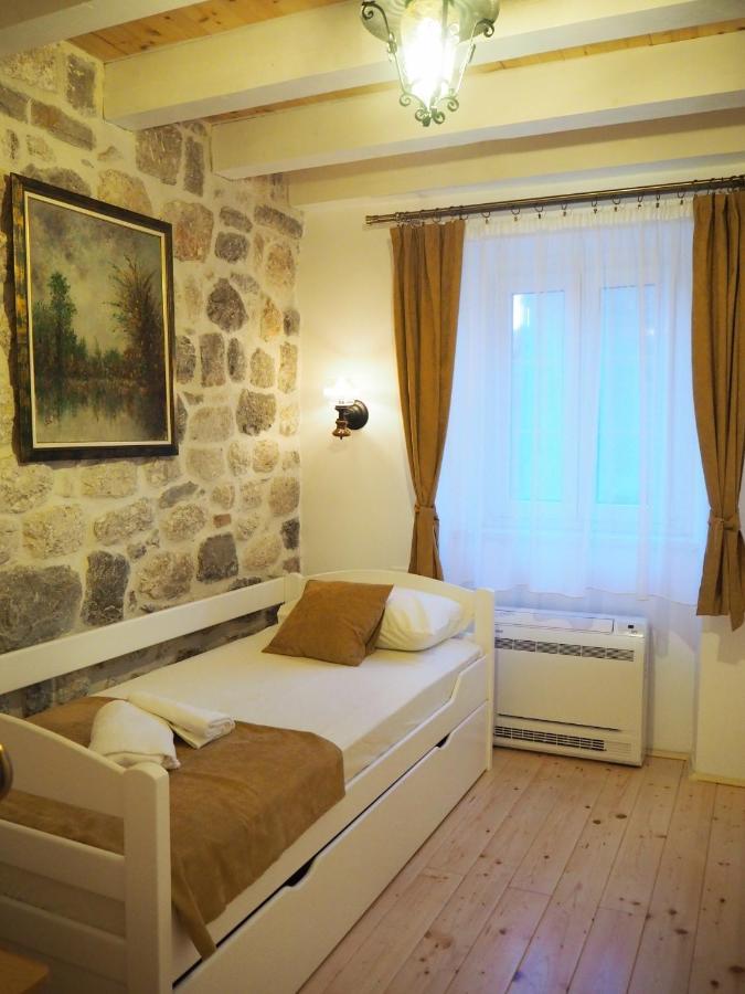 Romantic Stone House By The Sea **** Kotor Dış mekan fotoğraf